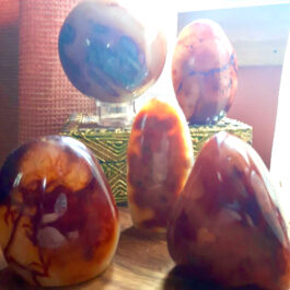 Carnelian – For the Innocent Embracing of the Heart